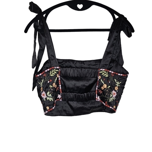 Free People Ensemble Petra Black Satin Pant Crop Top Set Embroidered Size 8 - Picture 9 of 13